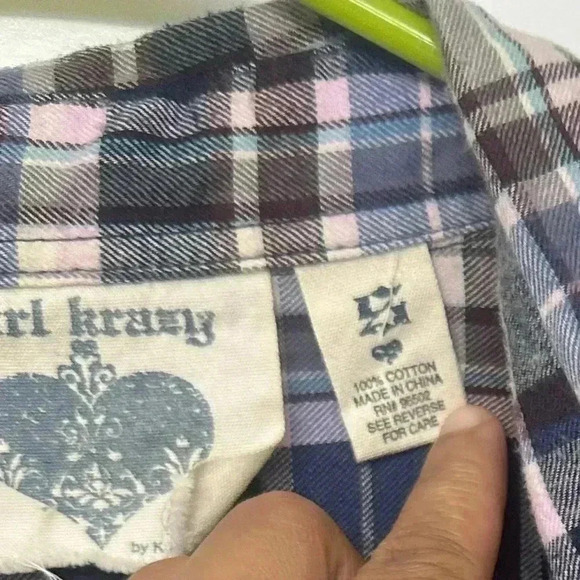 Super Comfy! Girl Krazy Flannel Button Down Long Sleeve Top / Women’s Size Small - Picture 10 of 15